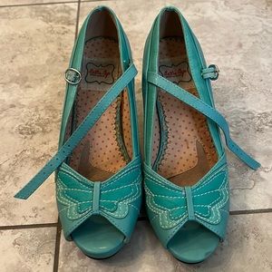 Bettie Page Teal Butterfly Shoes Sz7
